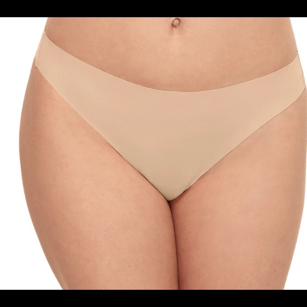 NWT Wacoal Thong